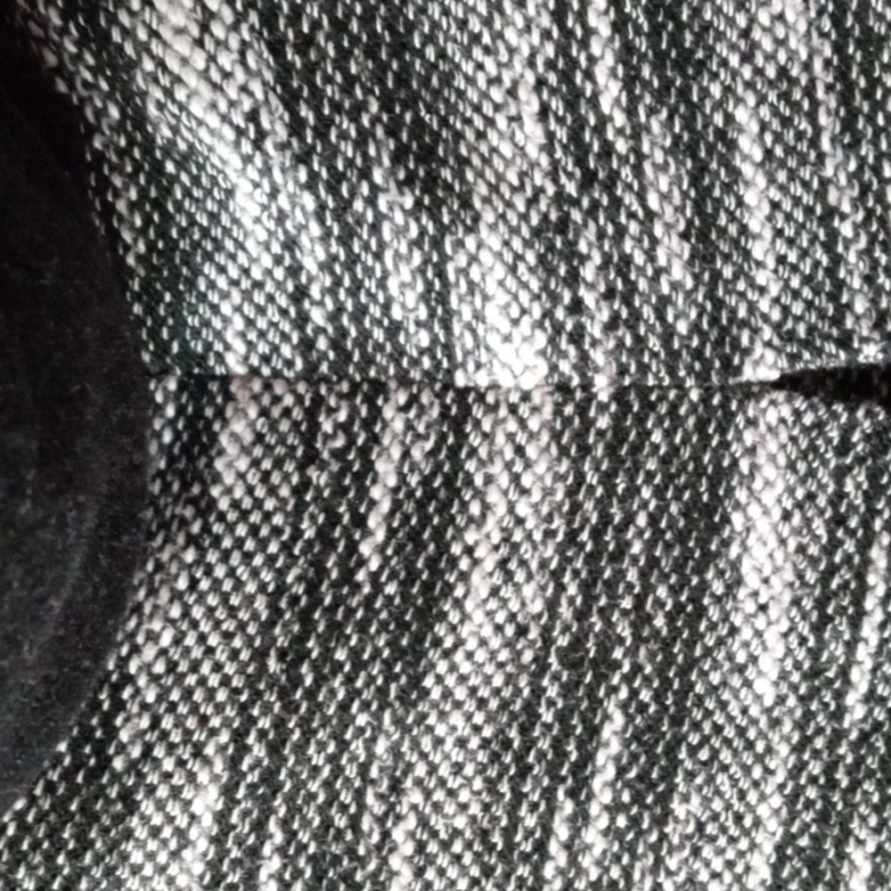 Sweater - Picture 7 of 8